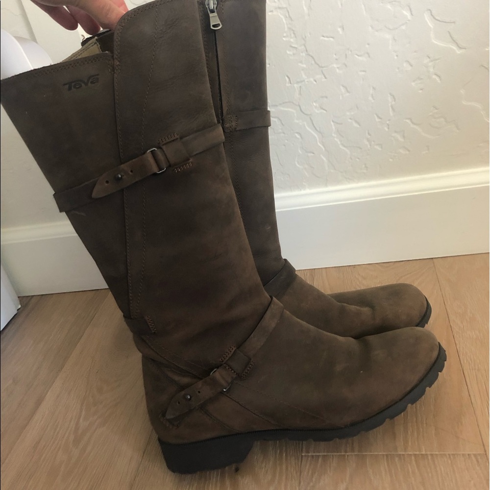 TEVA Waterproof Leather Boots